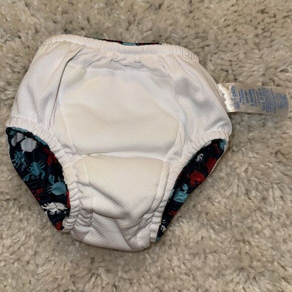 OSHKOSH B’GOSH Baby Swim Trunks + Diaper - Picture 4 of 8